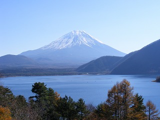 構成資産「本栖湖」