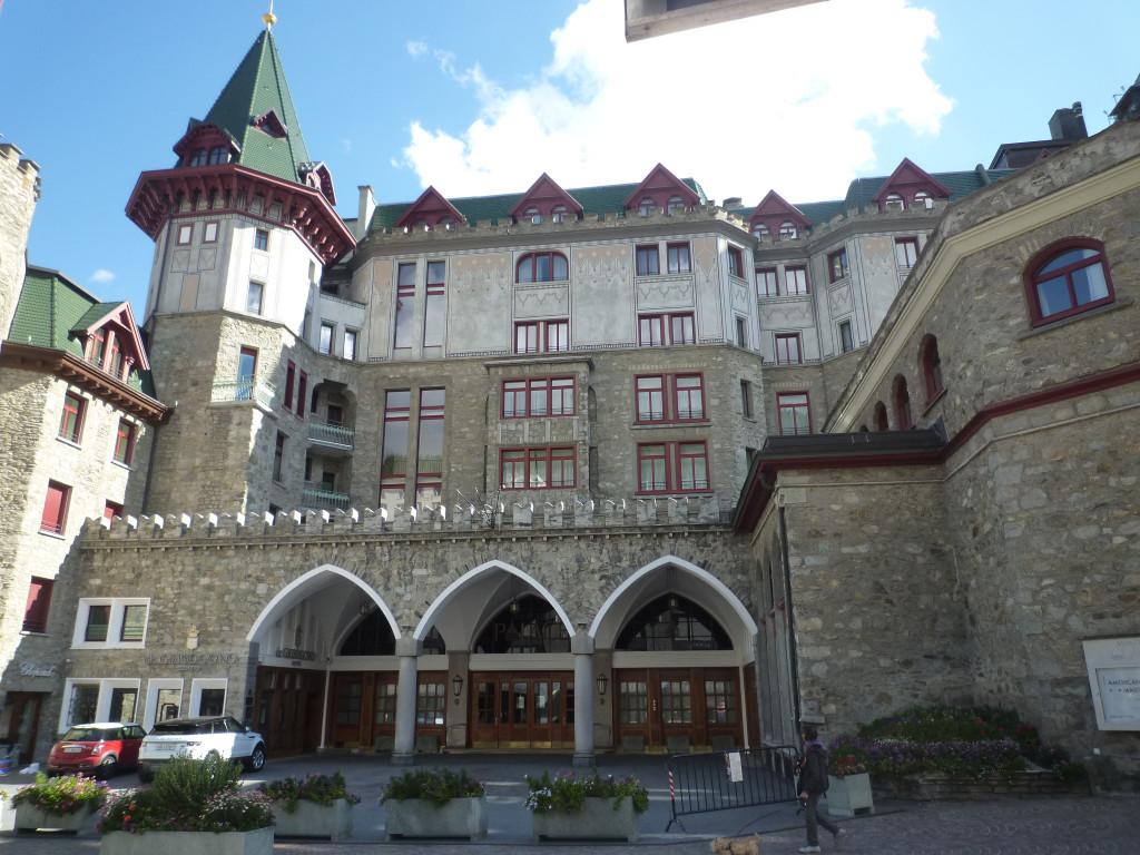 photo8-palace-hotel